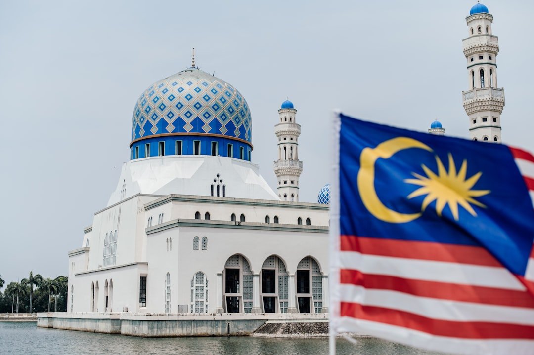 Photo web hosting Malaysia