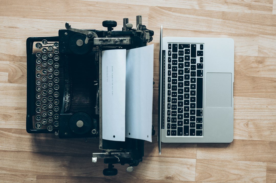Photo auto blogging vs manual blogging time comparison